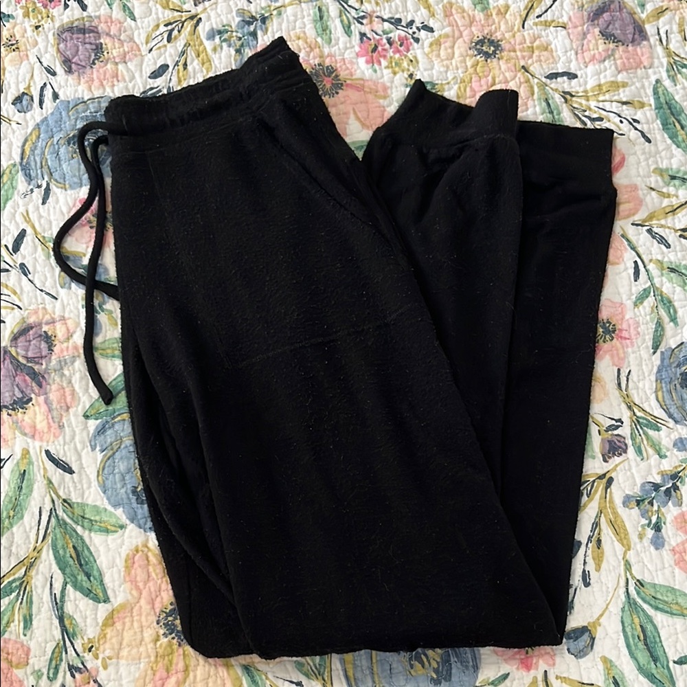 Alo black soho joggers / sweatpants